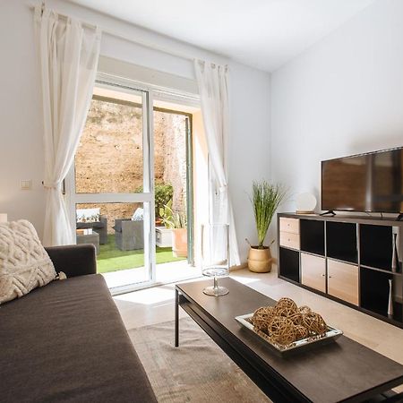 Sol Suite Apartment With Garden Sevilla Buitenkant foto