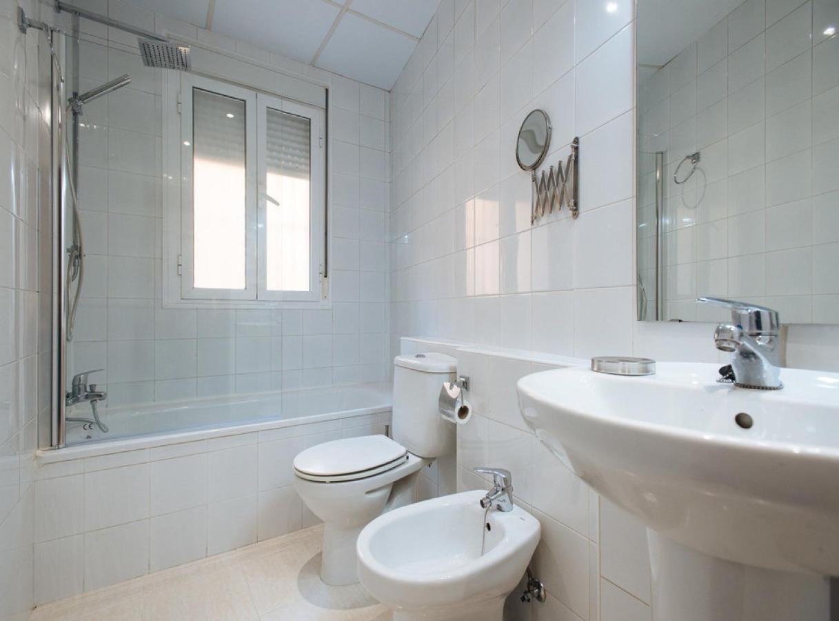 Sol Suite Apartment With Garden Sevilla Buitenkant foto