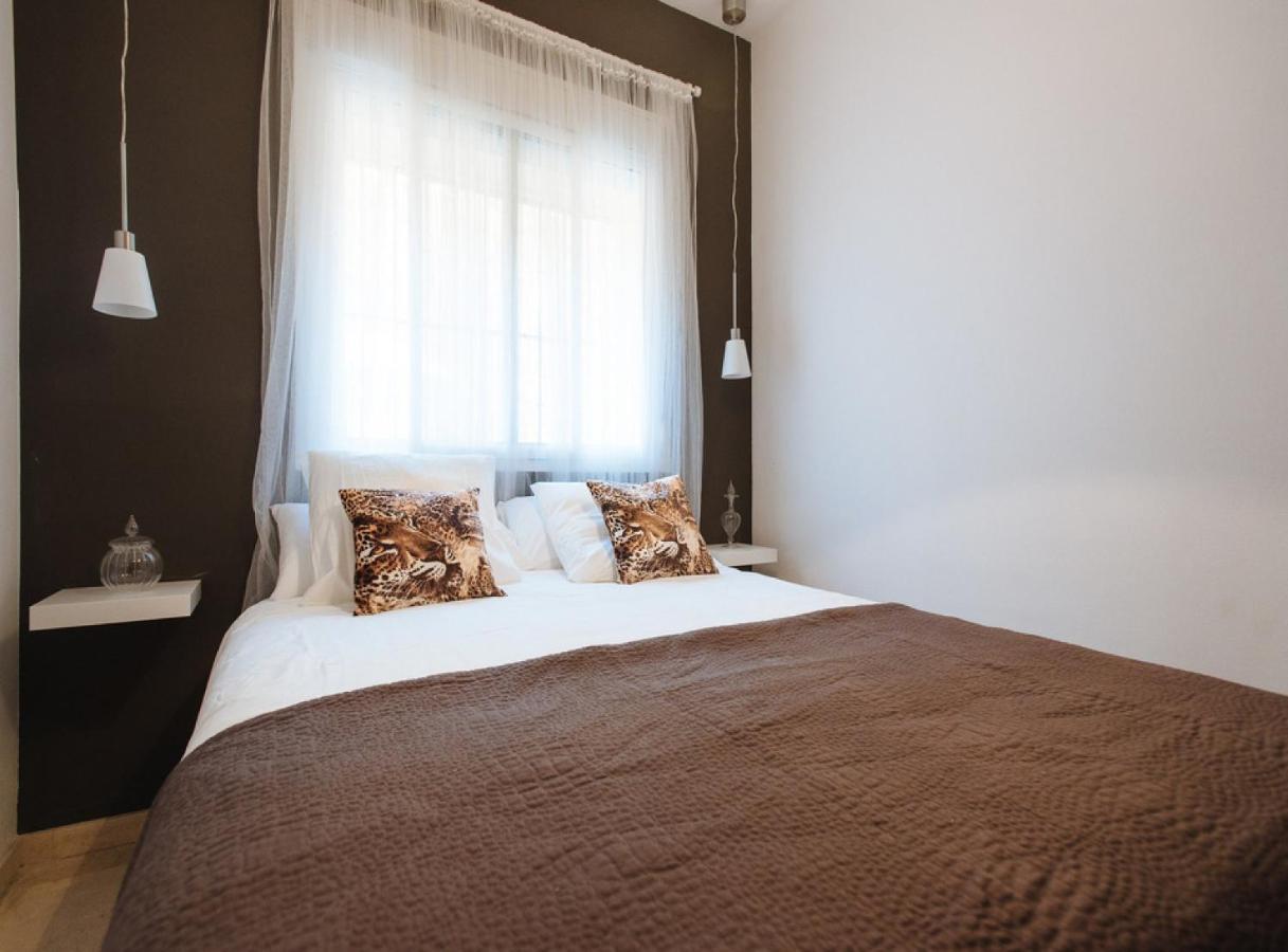 Sol Suite Apartment With Garden Sevilla Buitenkant foto